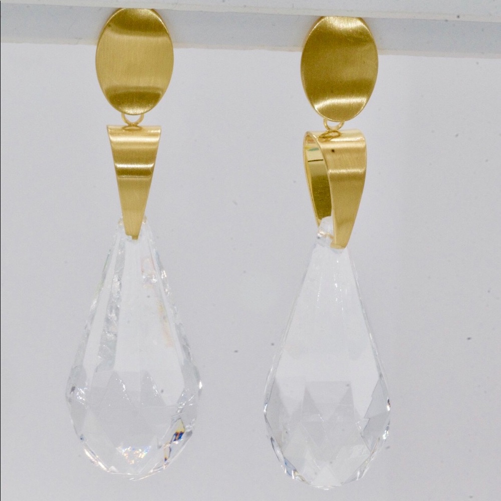 Earring: beautiful droop earring